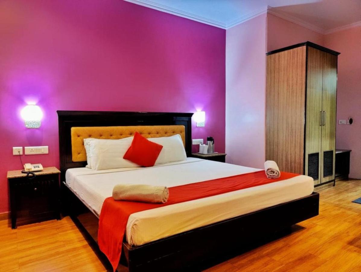 Hotel Marc Шімла Екстер'єр фото