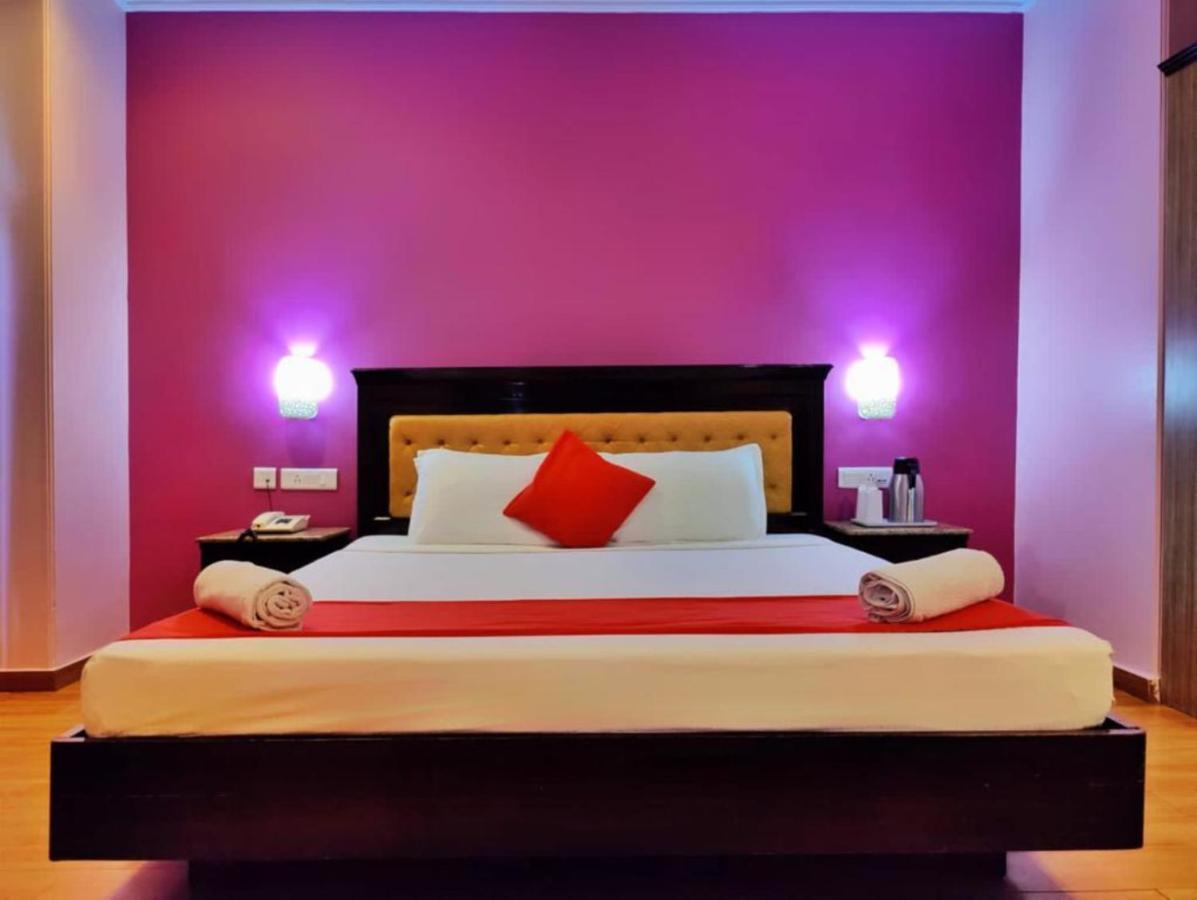 Hotel Marc Шімла Екстер'єр фото